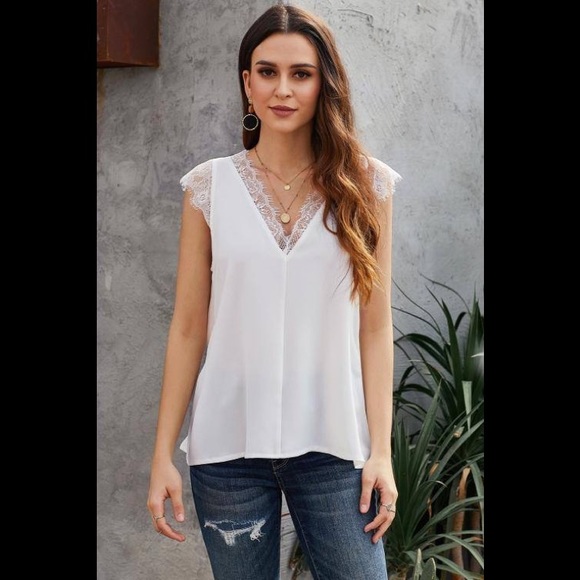 Lace Accent Reversible Blouse - Picture 3 of 7